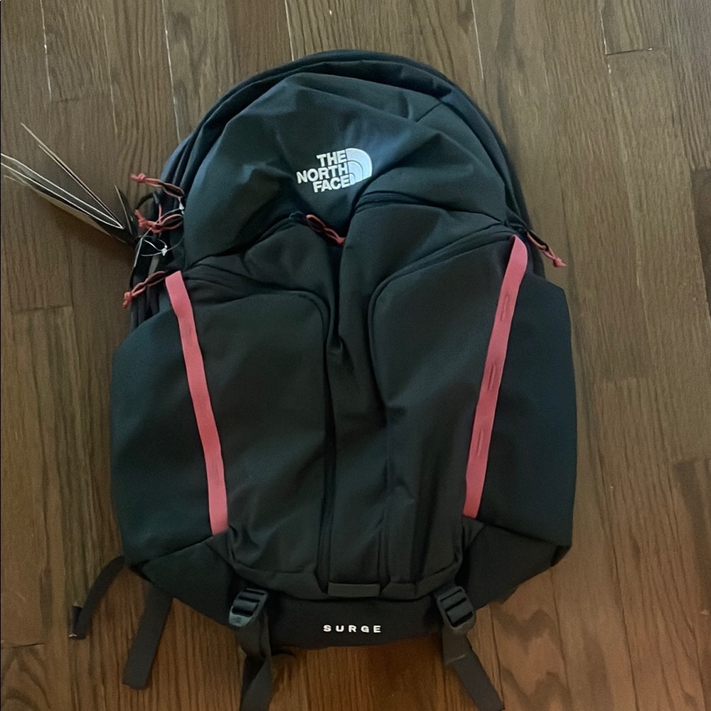 The North Face Black and Pink Backpack for Everyday Adventures (NEW WITH TAGS)